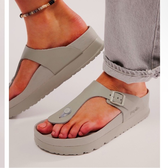 Birkenstock Gizeh Exquisite Platform Sandals Size 6 NWT - Picture 1 of 14